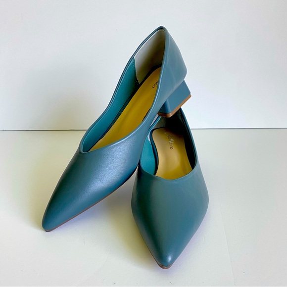 C.Paravano Low Heel Shoes - Picture 5 of 11